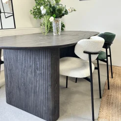 Amelia spisebord i røget egelook 200 x 100 cm