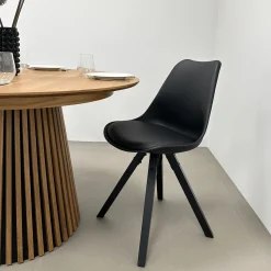 Aria spisebordsstol sort med træben