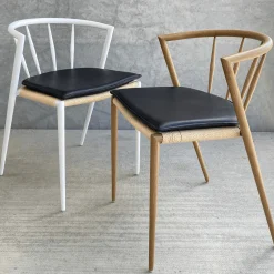 Bella - Sædehynde i sort kunstlæder