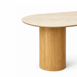 Enzo ovalt spisebord med stenbordplade i beige og lamelfod i eg 220x100x76 cm