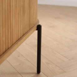 Florence jalousi tv-bord med lameller i eg 138x40x55 cm