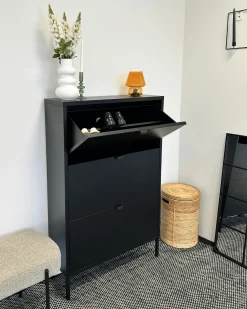 Herman Skoskab - Sort metal med 3 rum - 80x26x125 cm