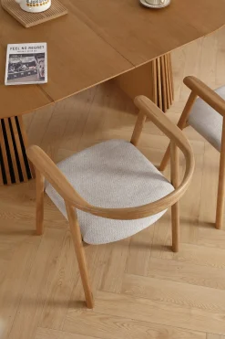 Jocelyn spisebordsstol i eg med beige stofsæde