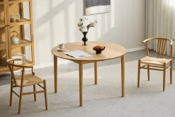 Joshua - Rundt spisebord i natur egefiner med udtræk 120/160/200 cm - Inkl. 2 Tillægsplader