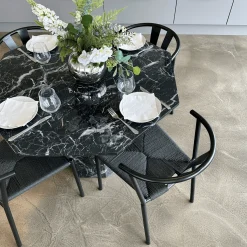 Lagoni - rundt spisebord Ø100 cm i sort marmor look