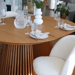 Lewis - Lamel rundt Spisebord I Egefiner med udtræk 150/190/230 CM - 2x tillægsplader medfølger