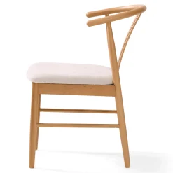 Lizzie spisebordsstol i bøg med polstret sæde i beige
