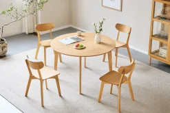 Miles - Rundt spisebord Ø120 cm i olieret egefiner med sildebensmønster