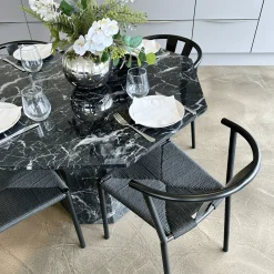 Shila spisebordsstol sort med flet i sort